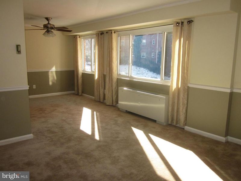 95 Wayne Ave E #307, Silver Spring, MD 20901