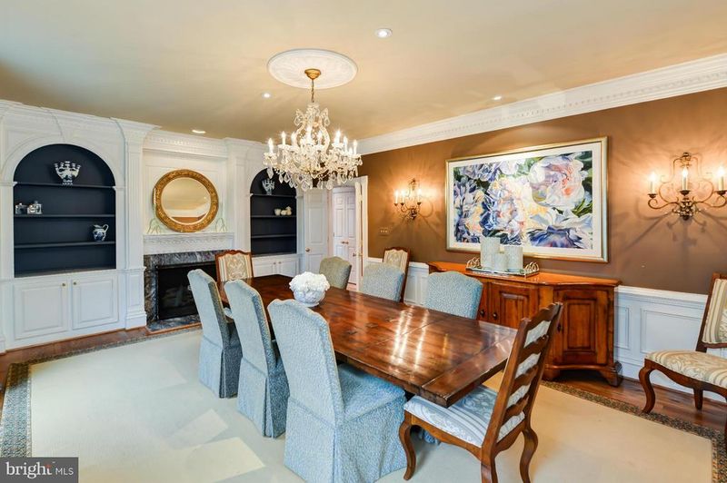 9063 Tower House Pl, Alexandria, VA 22308