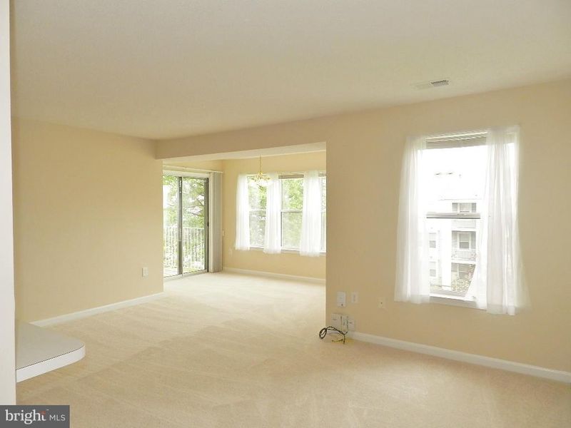 2802 Clear Shot Dr #7, Silver Spring, MD 20906