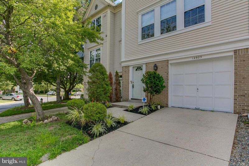 14925 Carriage Square Dr, Silver Spring, MD 20906
