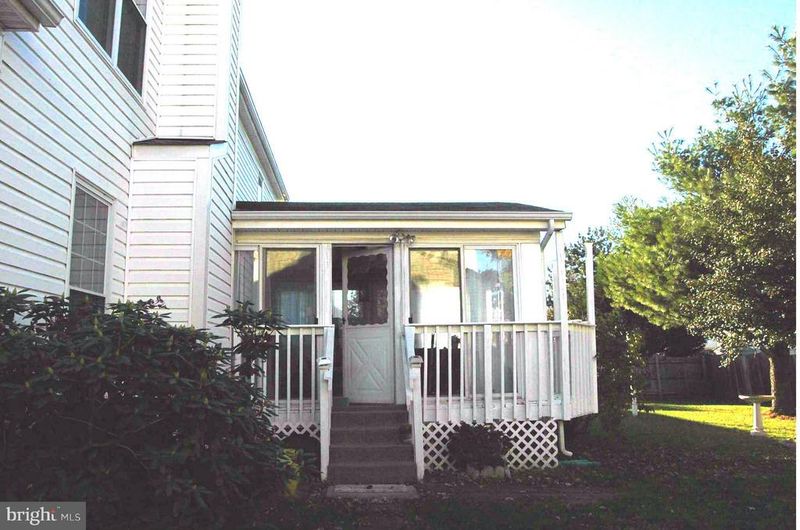 8570 Yoder St, Manassas, VA 20110