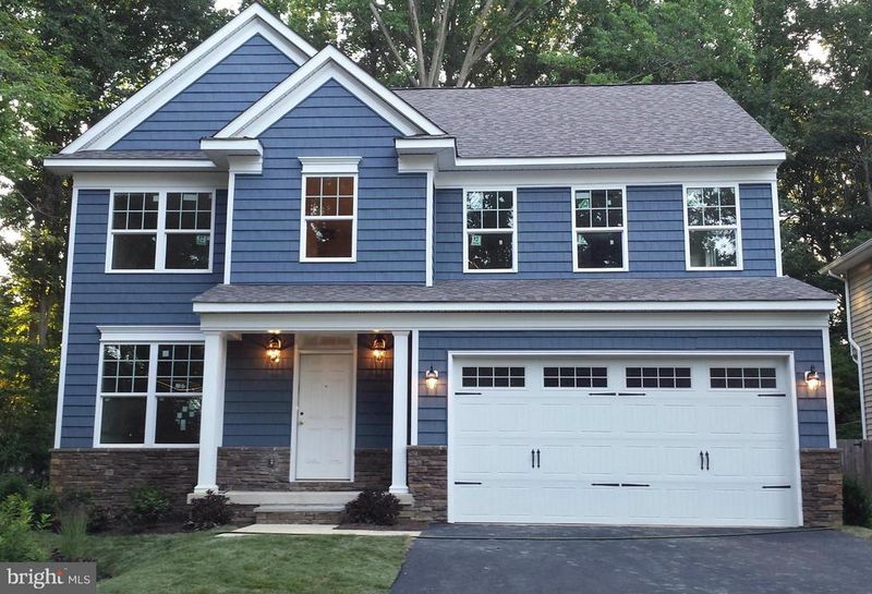 1061 Saint Margarets Dr, Annapolis, MD 21409