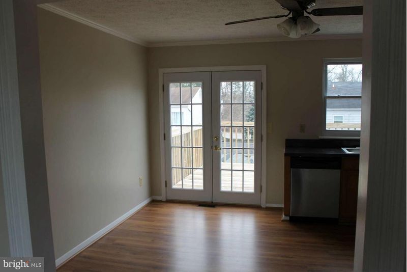 2305 230th St, Pasadena, MD 21122