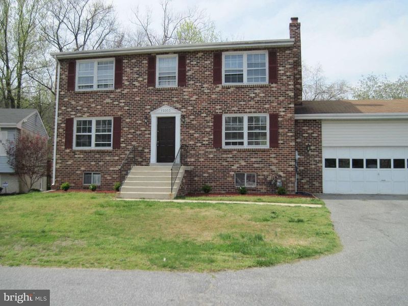 12003 Birchview Dr, Clinton, MD 20735
