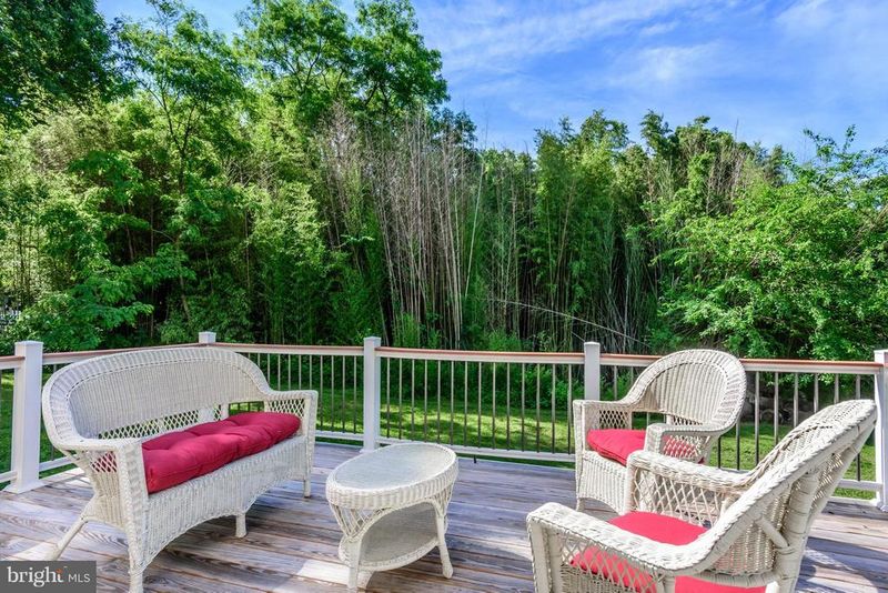1861 Leslie Rd, Annapolis, MD 21409