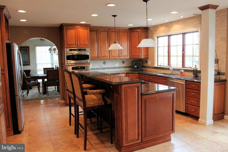 13223 Manor South Dr, Mt Airy, MD 21771