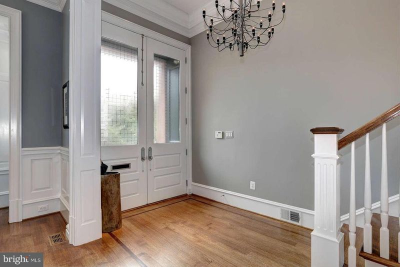 608 Maryland Ave NE, Washington, DC 20002