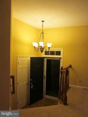302 Rugby Rd, Fredericksburg, VA 22406