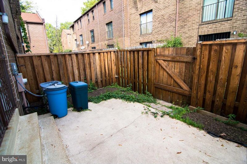 3122 Cherry Rd NE #37, Washington, DC 20018
