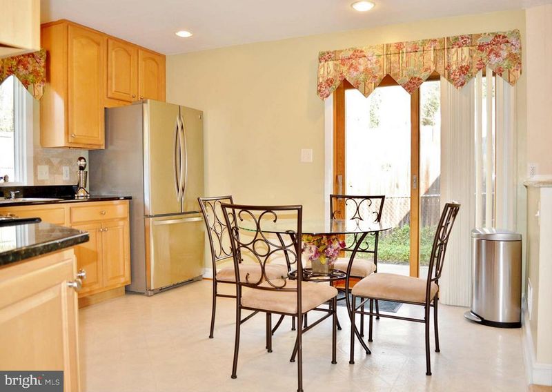 101 Tapawingo Rd SW, Vienna, VA 22180