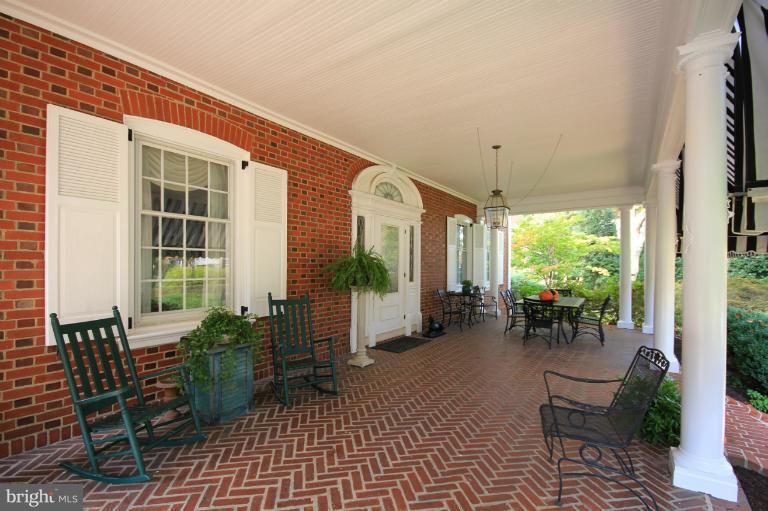 303 Upper College Ter, Frederick, MD 21701
