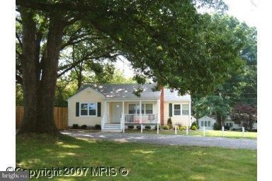1501 Briggs Chaney Rd, Silver Spring, MD 20905