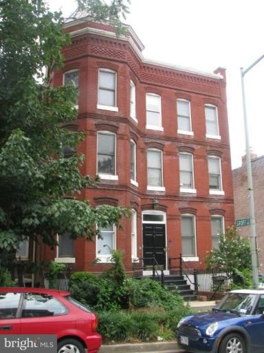 516 4th St NE #301, Washington, DC 20002