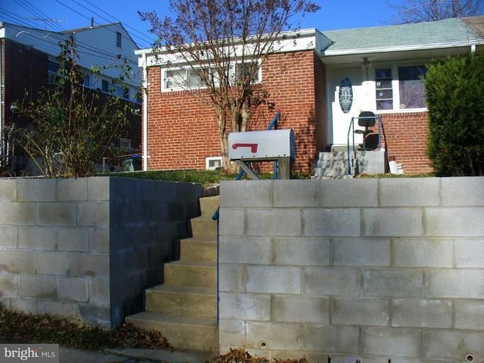 8628 11th Ave, Silver Spring, MD 20903