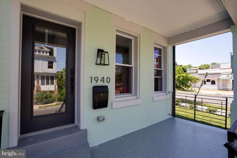 1940 Summit Pl NE, Washington, DC 20002