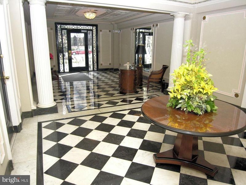 1026 16th St NW #805, Washington, DC 20036