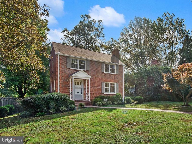 9419 Russell Rd, Silver Spring, MD 20910