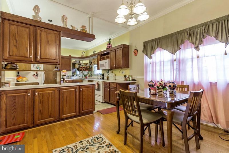 12413 Galway Dr, Silver Spring, MD 20904