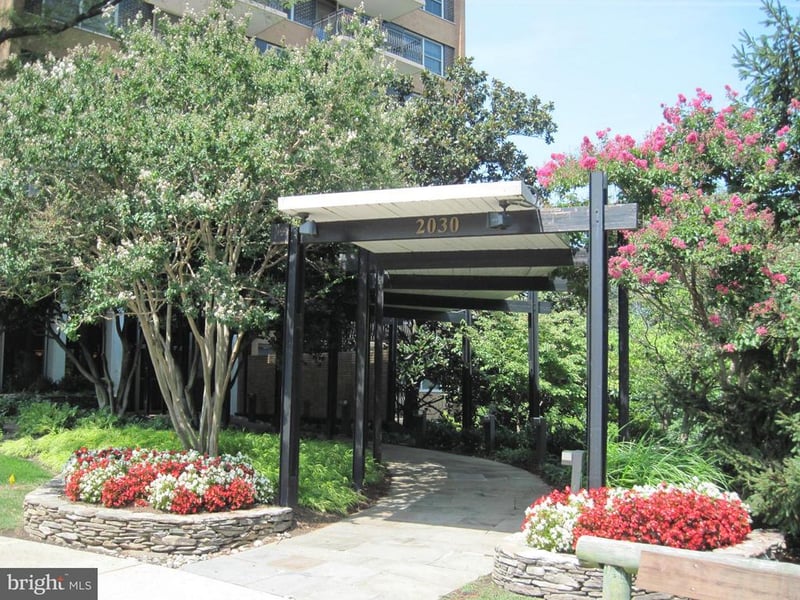 2030 N Adams St #505, Arlington, VA 22201