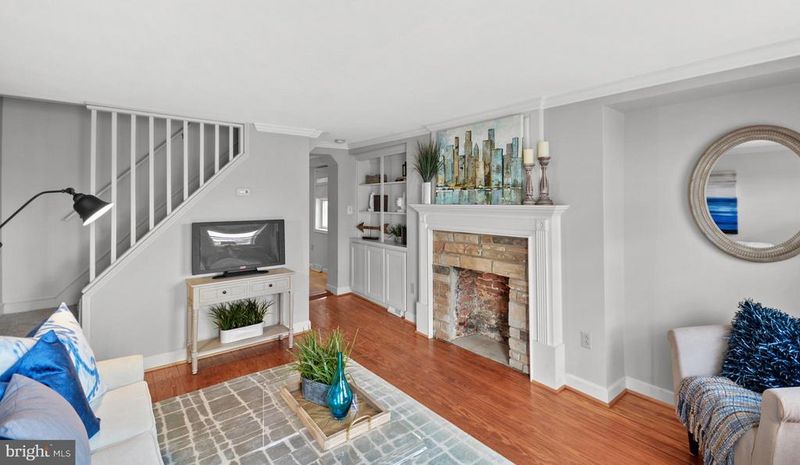 24 E 6th St E, Frederick, MD 21701
