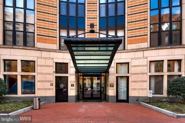 400 Massachusetts Ave NW #817, Washington, DC 20001
