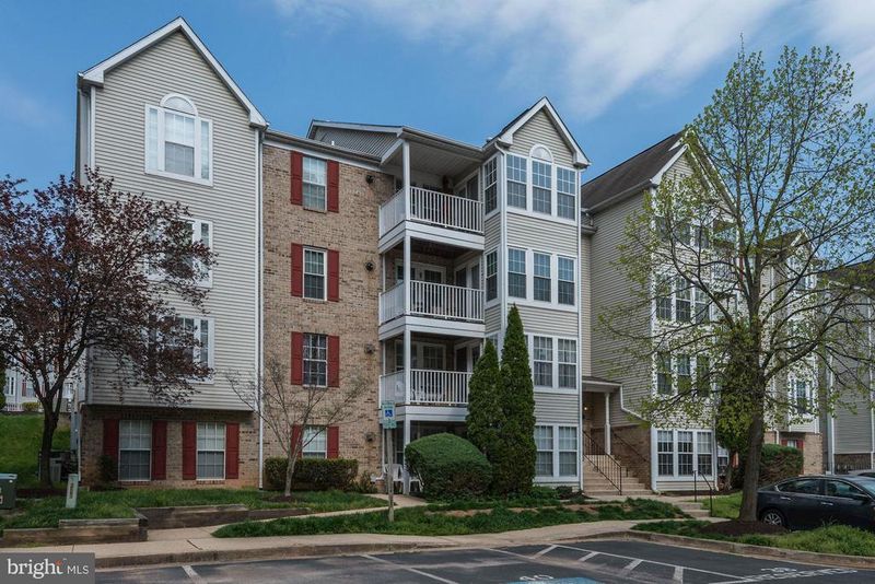 6320 Bayberry Ct #906, Elkridge, MD 21075