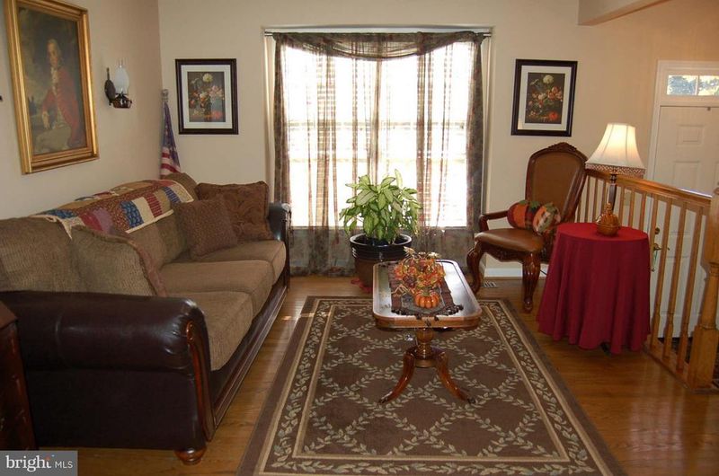 7979 Parkland Pl, Frederick, MD 21701