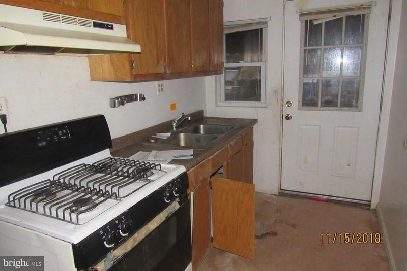 232 W Edgevale Rd, Brooklyn Park, MD 21225