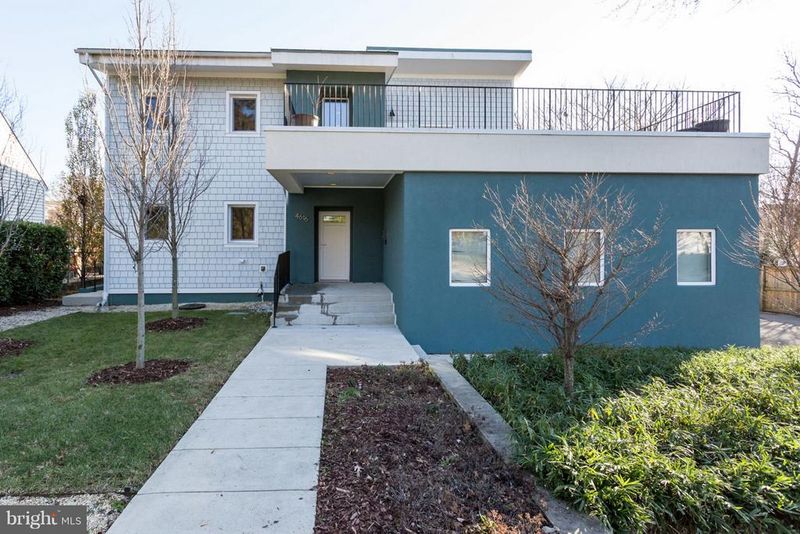 4616 8th St S, Arlington, VA 22204