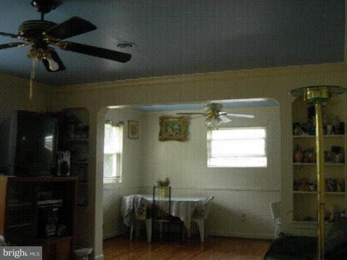302 Indian Spring Dr, Silver Spring, MD 20901