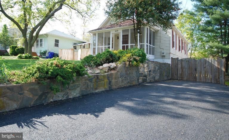 608 Eldrid Dr, Silver Spring, MD 20904