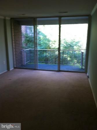 3976 Bel Pre Rd #7, Silver Spring, MD 20906