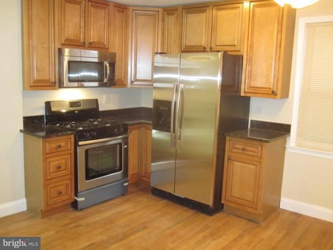 808 52nd St NE, Washington, DC 20019