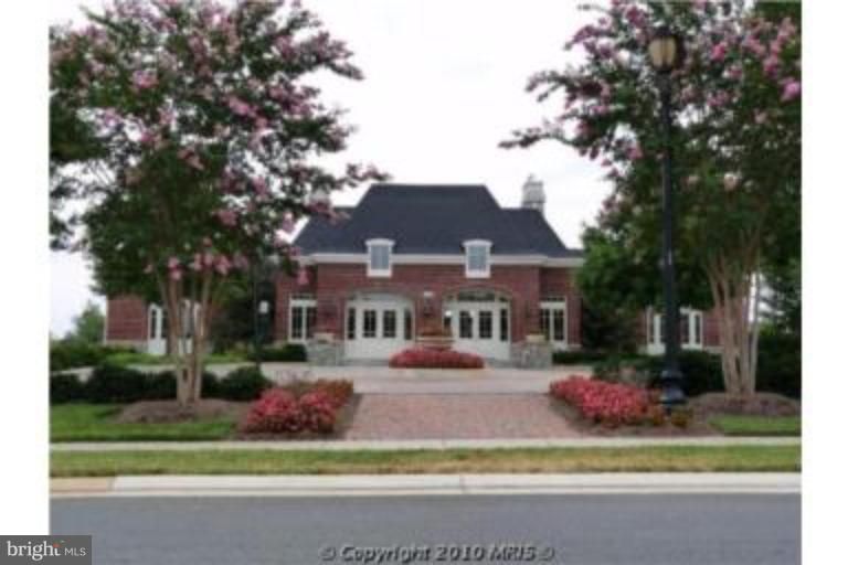 42539 Highgate Ter, Ashburn, VA 20148