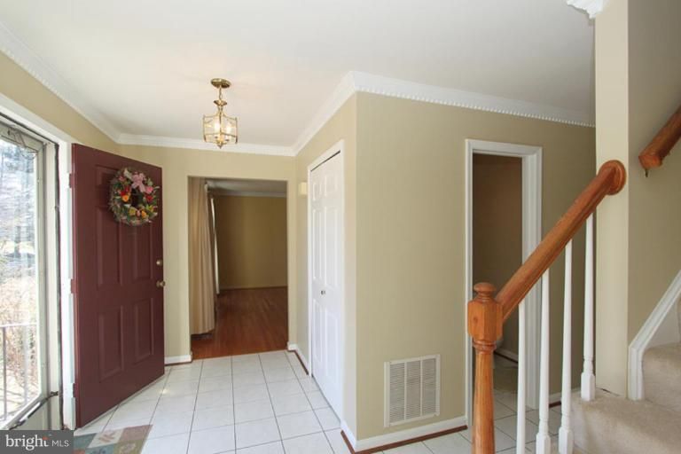 15504 Langside St, Silver Spring, MD 20905