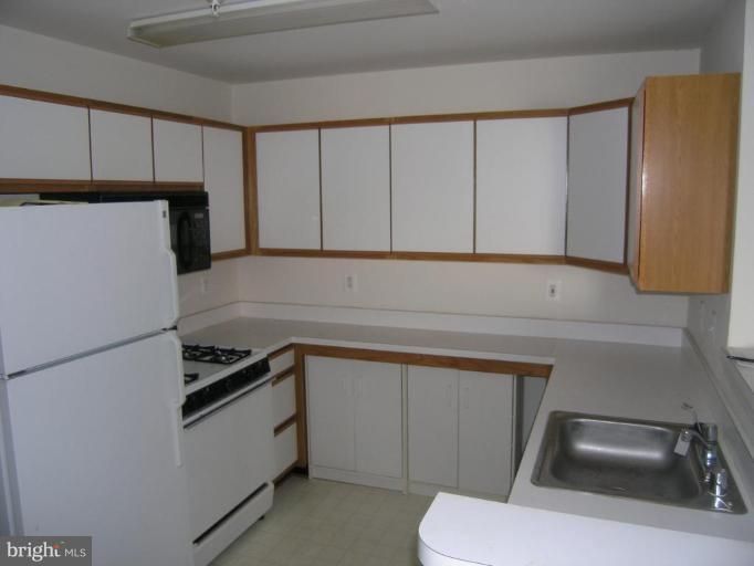 653 Constellation #D, Leesburg, VA 20175