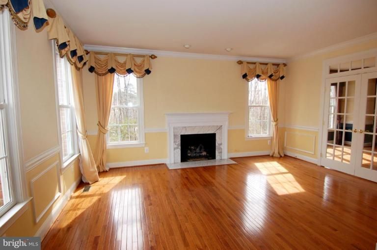 1509 Winfields Ln, Gambrills, MD 21054