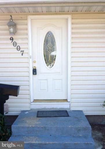 9007 Volta St E, Lanham, MD 20706