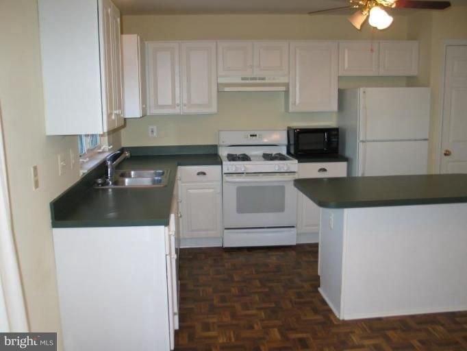 720 Howard's Loop, Annapolis, MD 21401