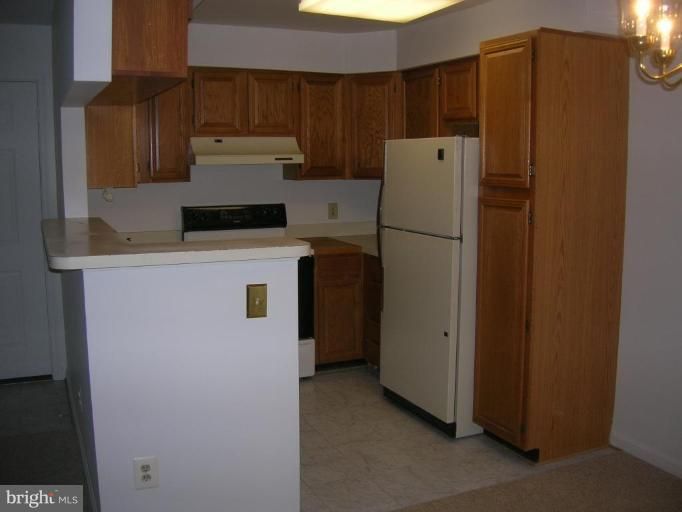 2229 Lovedale Ln #304F, Reston, VA 20191