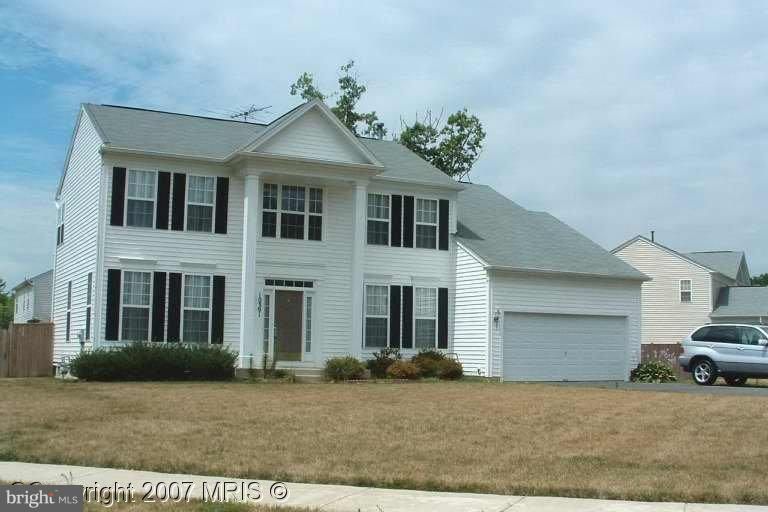 10391 Kenmore Ct, Waldorf, MD 20601