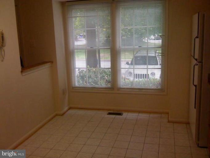 13671 Cedar Creek Ln, Silver Spring, MD 20904