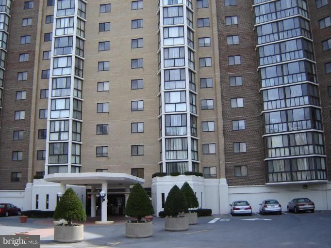 15100 Interlachen Dr E #4.314, Silver Spring, MD 20906