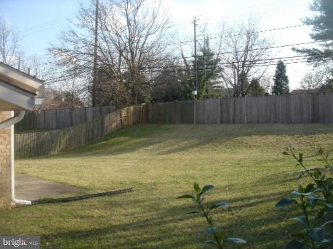 1309 Morningside Dr, Silver Spring, MD 20904
