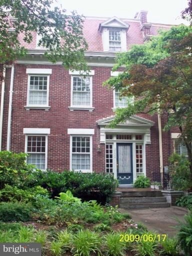 2926 Upton St NW, Washington, DC 20008