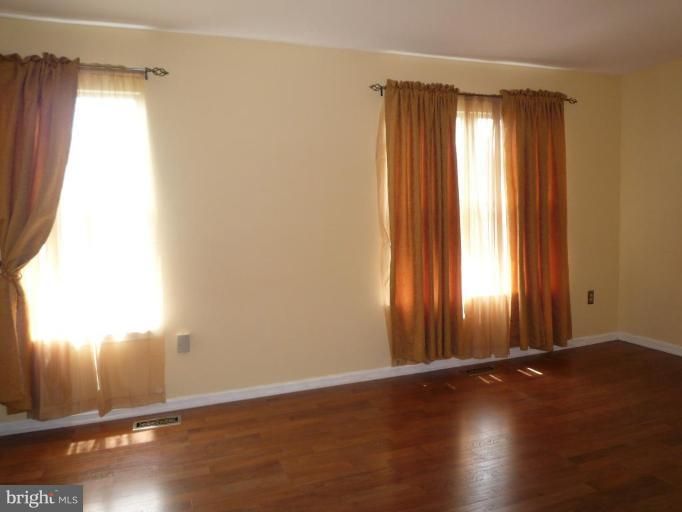 1927 Bronzegate Blvd #47, Silver Spring, MD 20904
