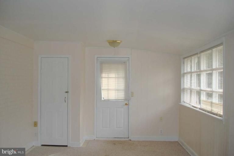 708 Patrick St W, Frederick, MD 21701