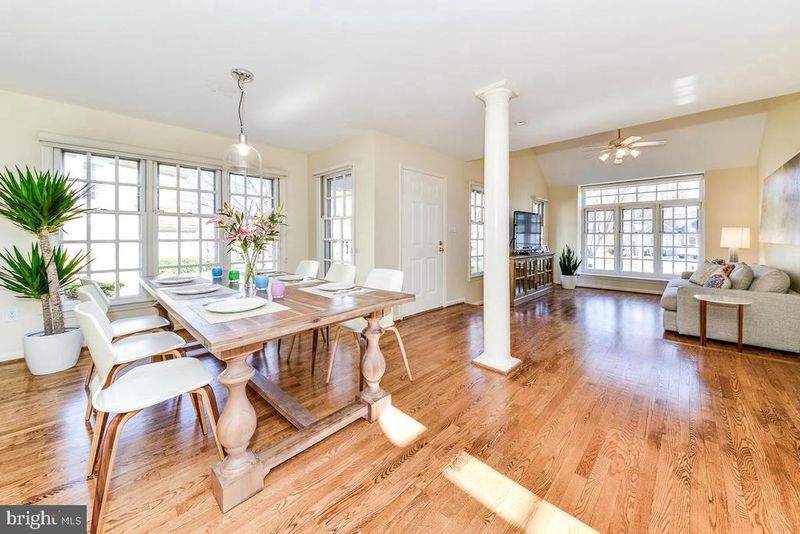 1278 Lamplighter Way, Reston, VA 20194