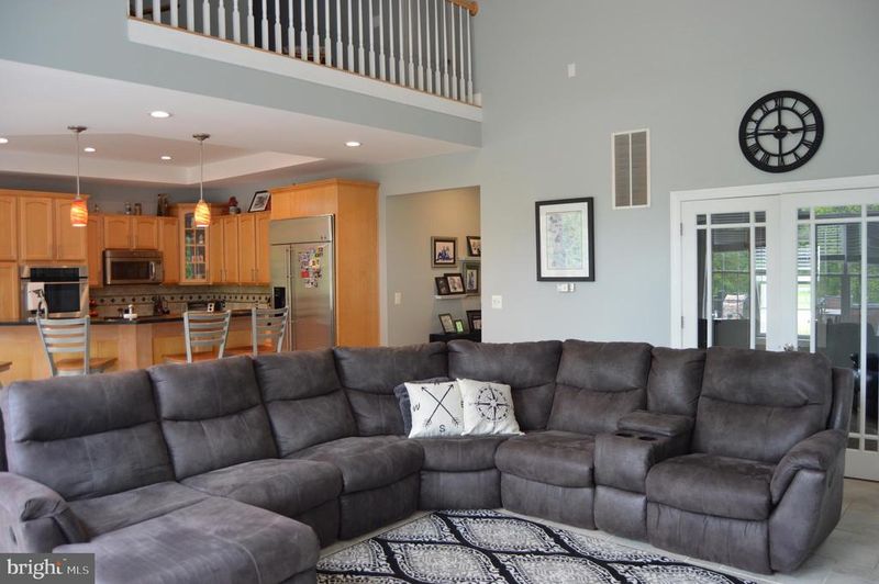 1257 Magothy Rd, Pasadena, MD 21122