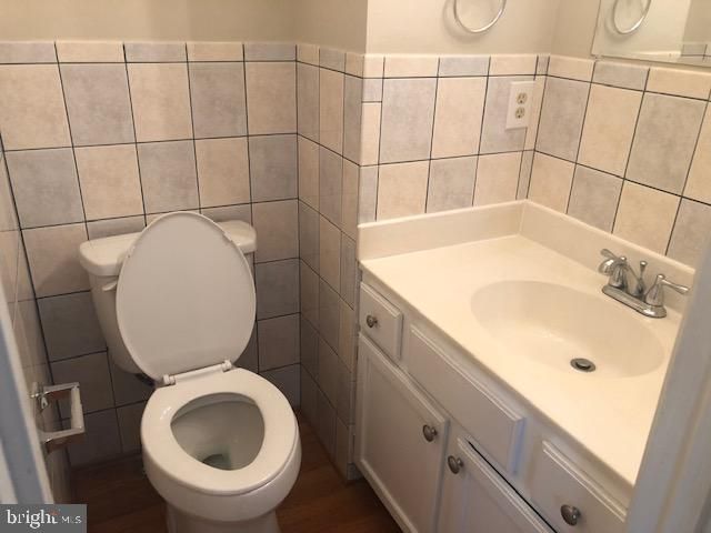 9655 Eaton Woods Pl, Lorton, VA 22079